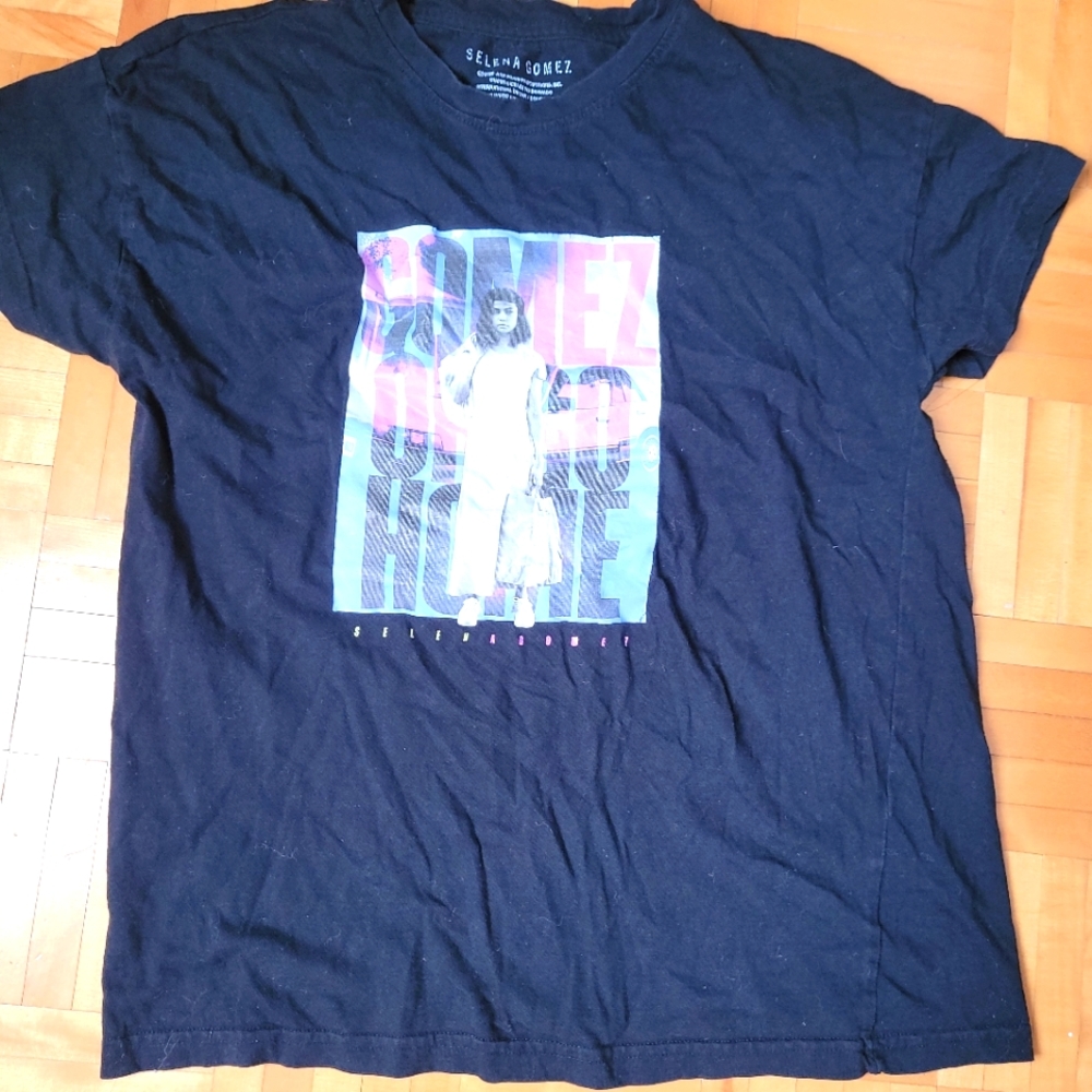 Selena gomez t-shirt